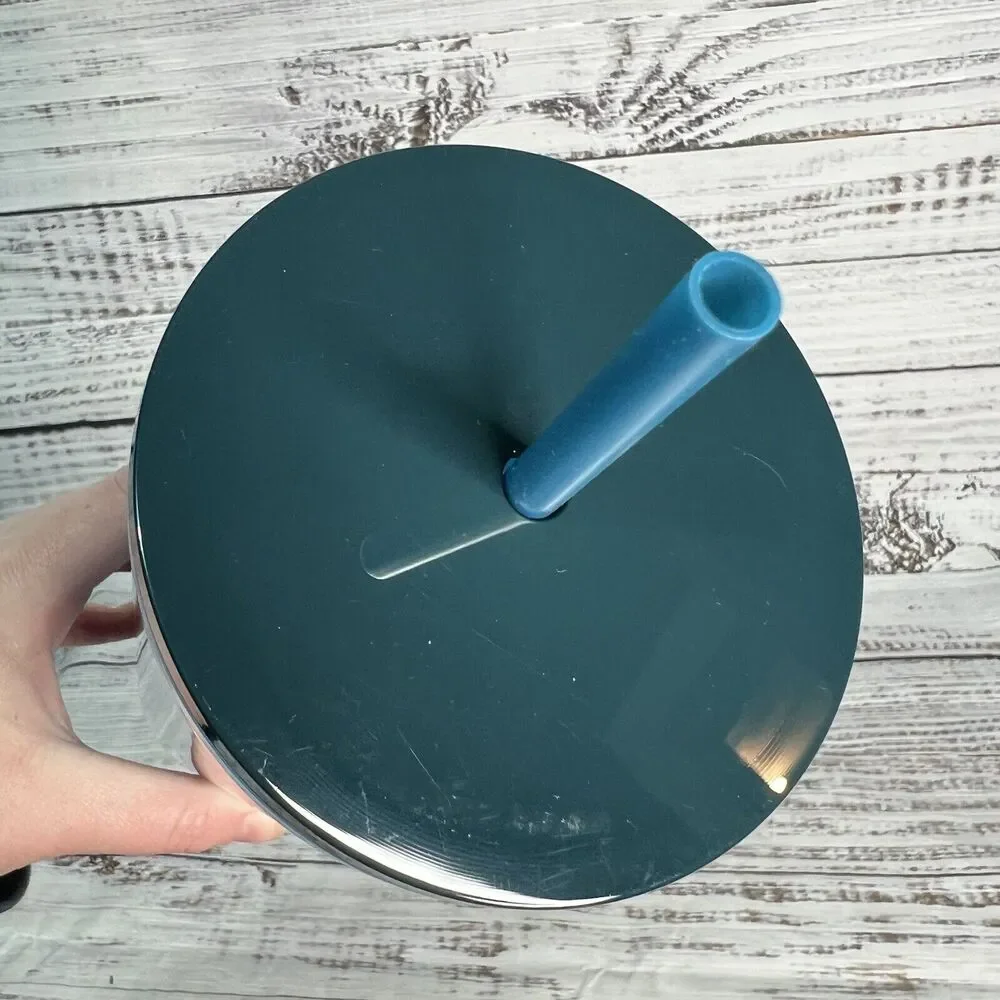 Starbucks Christmas 2021 Blue Mermaid 24oz‎ Siren Tumbler COLOR CHANGING